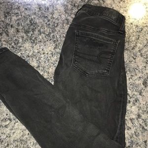AE distressed black jegging!